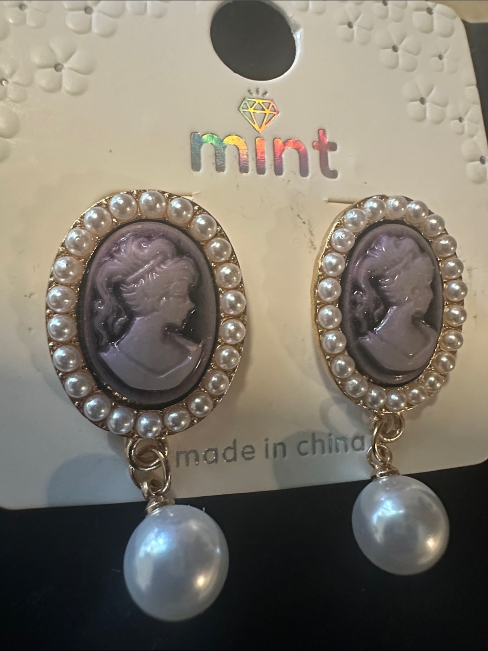 Mint Lavender Cameo Earrings with Pearl Drops - Gold